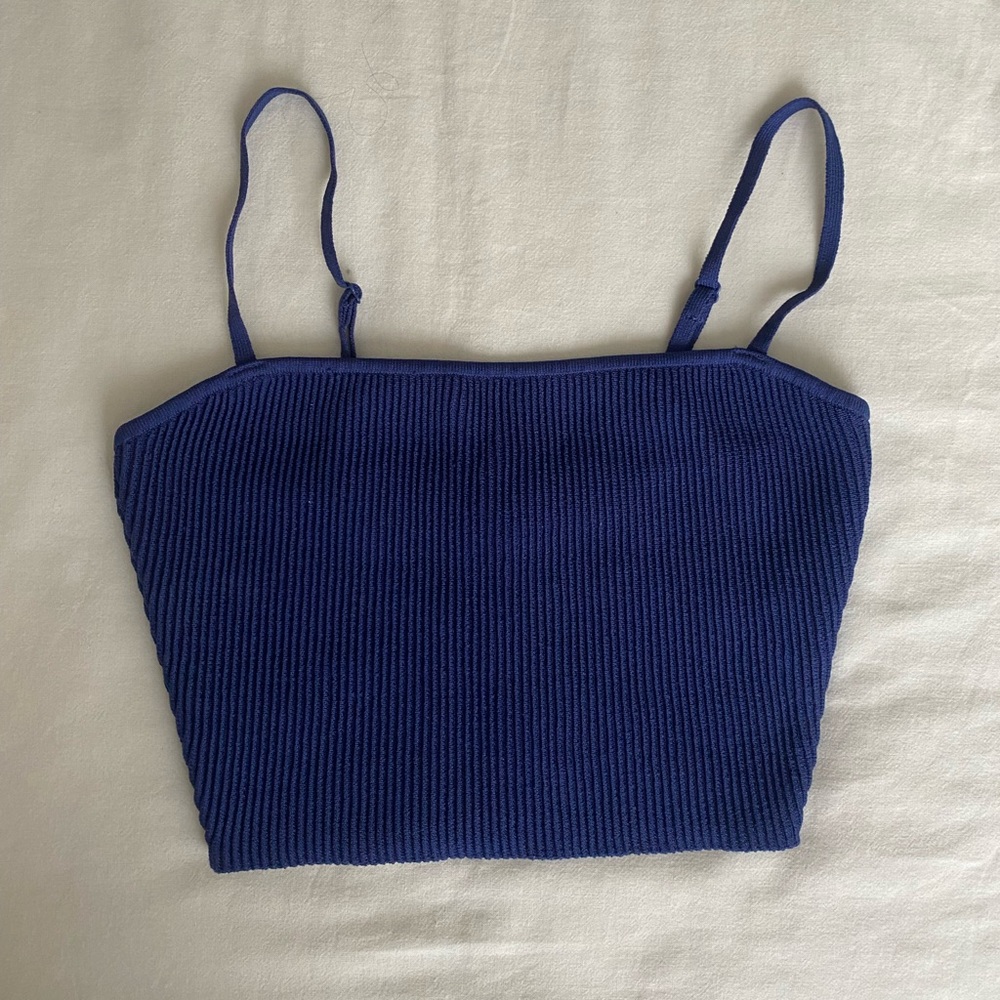 Aritzia Babaton Sculpt Knit Cami Cropped Tank